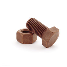 Load image into Gallery viewer, Bolt &amp; Nut Chocolate Tool Set