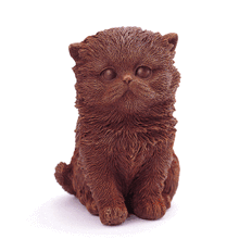 Load image into Gallery viewer, Persian Kitten Chocolate Figure Cat